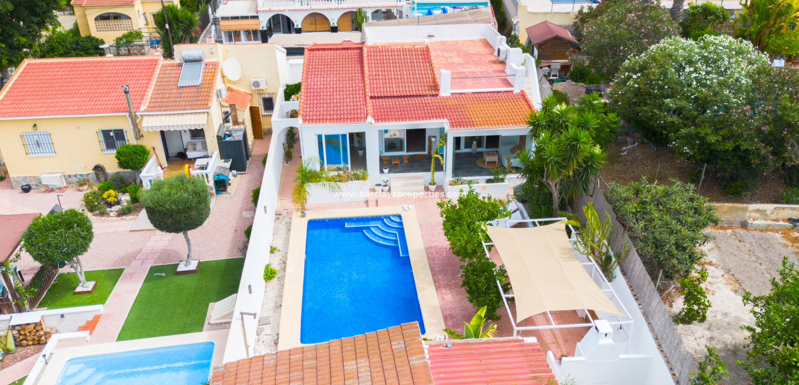 Resale - Fristaende Villa  - Urb. La Marina