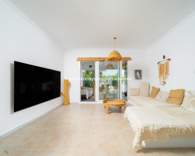 Resale - Fristaende Villa  - Urb. La Marina