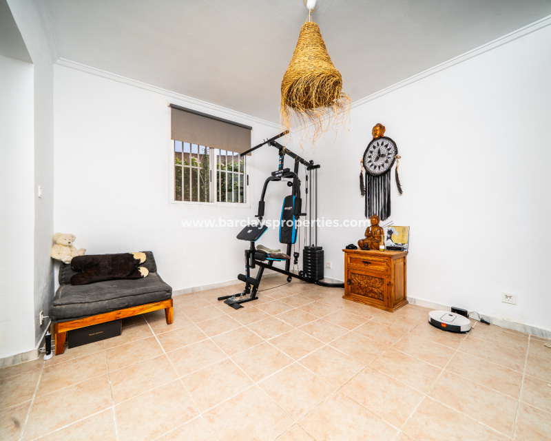 Resale - Fristaende Villa  - Urb. La Marina