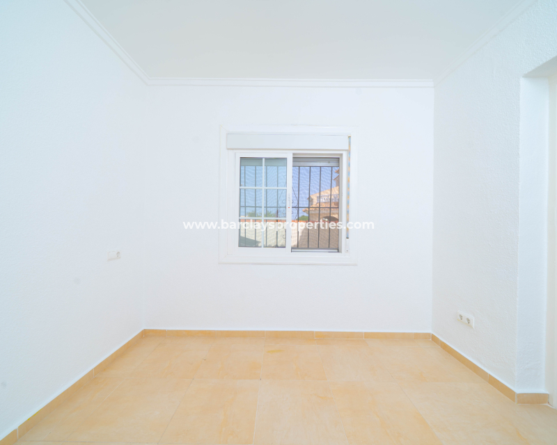 Resale - Fristaende Villa  - Urb. La Marina