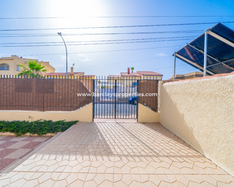 Resale - Fristaende Villa  - Urb. La Marina