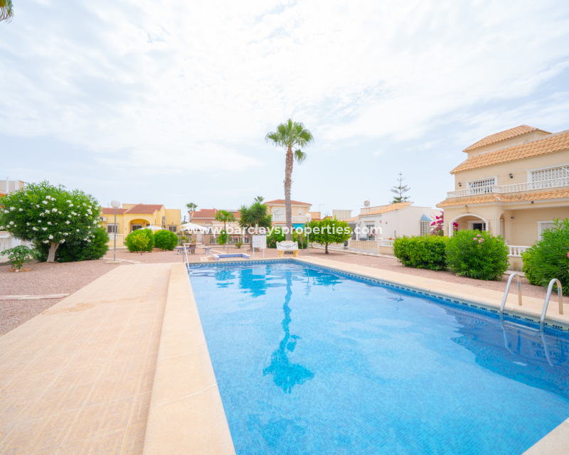 Resale - Fristaende Villa  - Urb. La Marina