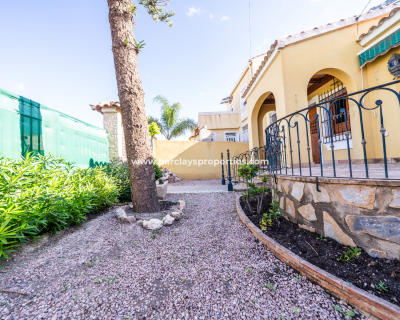 Resale - Fristaende Villa  - Urb. La Marina