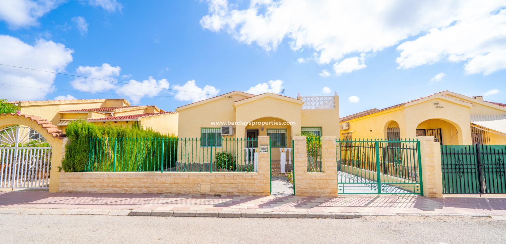 Resale - Fristaende Villa  - Urb. La Marina