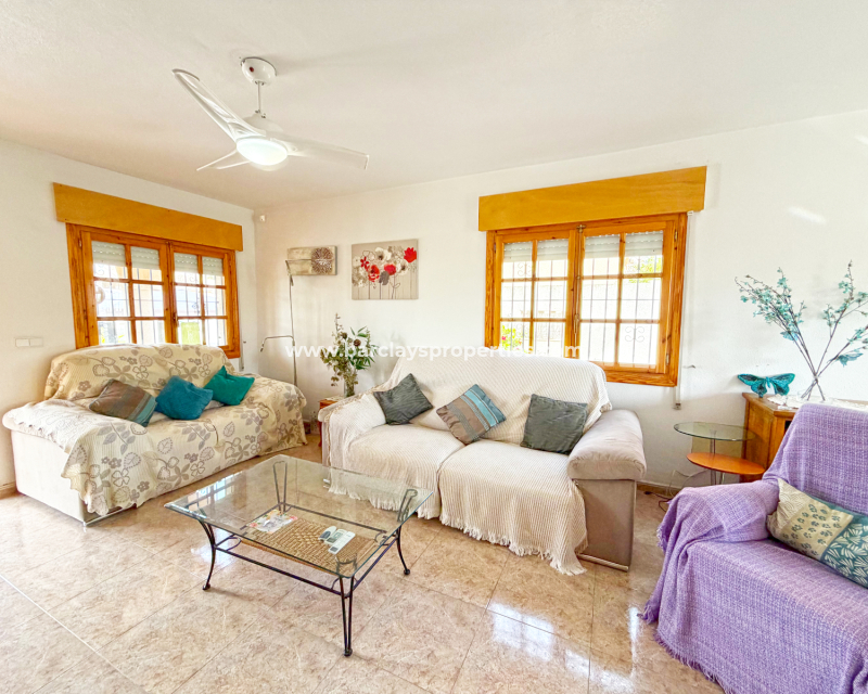 Resale - Fristaende Villa  - Urb. La Marina