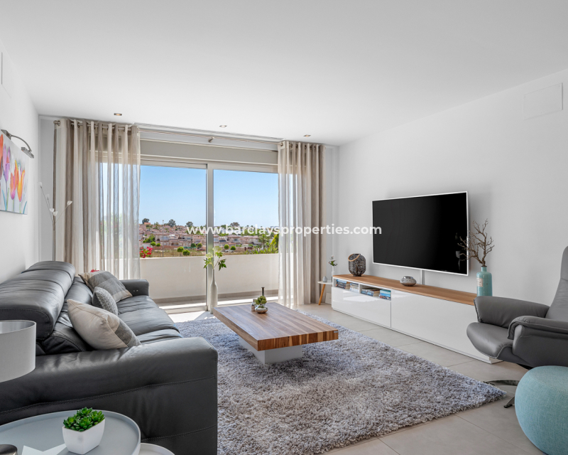 Resale - Fristaende Villa  - Urb. La Marina
