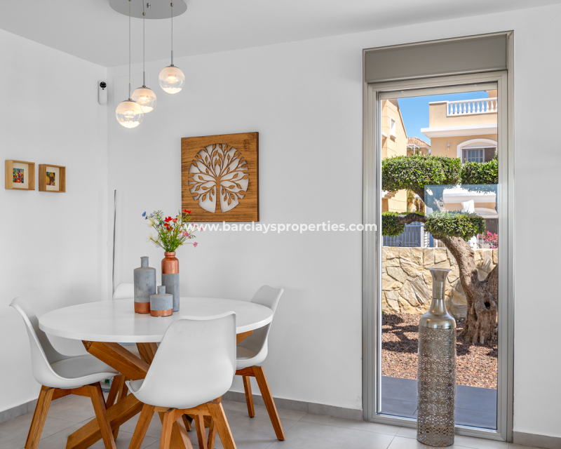 Resale - Fristaende Villa  - Urb. La Marina