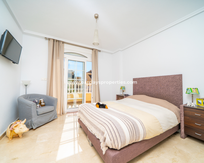 Resale - Fristaende Villa  - Urb. La Marina