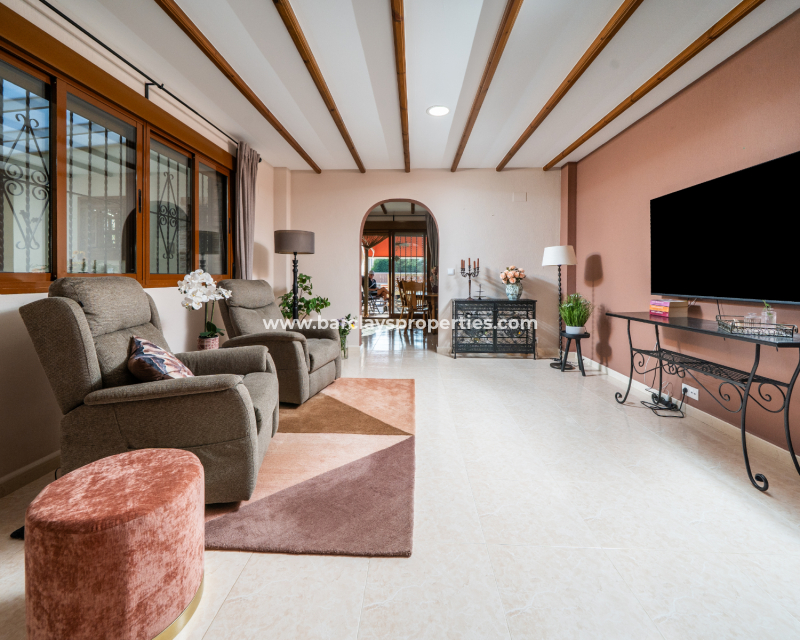 Resale - Fristaende Villa  - Urb. La Marina
