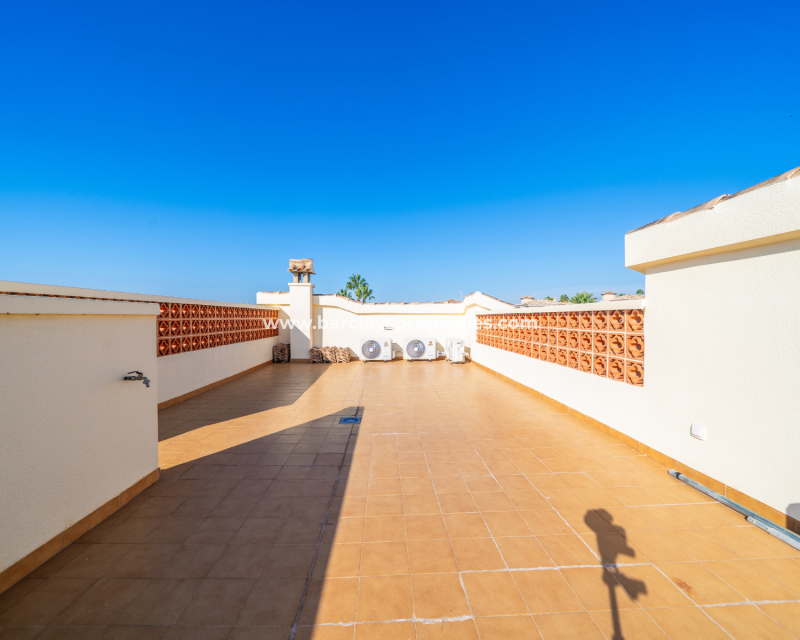 Resale - Fristaende Villa  - Urb. La Marina