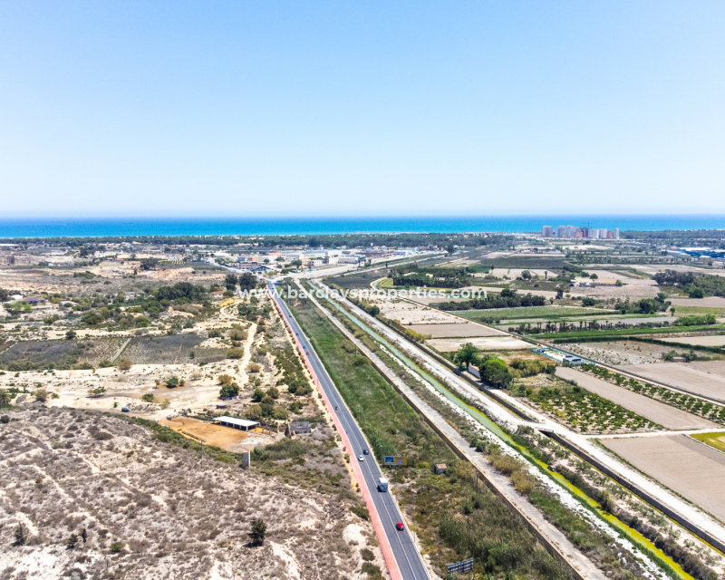 Resale - Land - Urb. La Marina