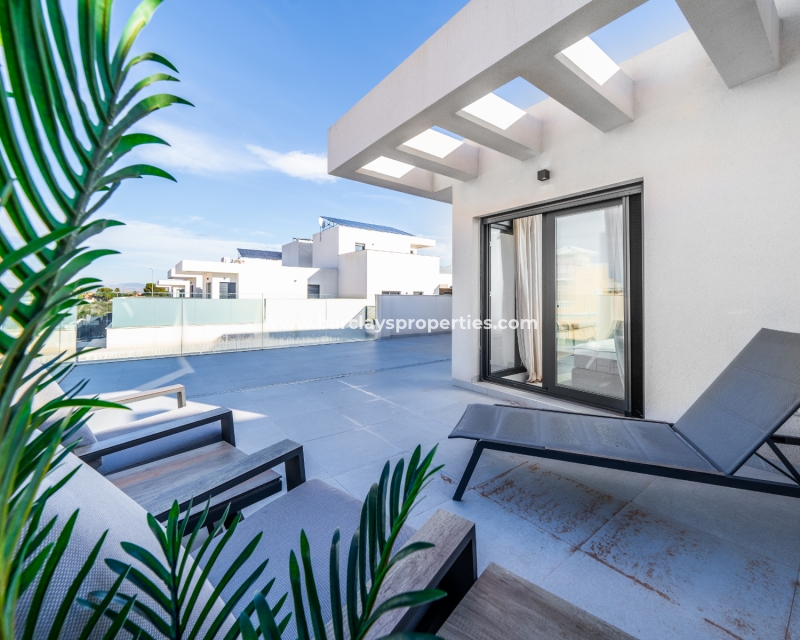 Resale - Parhus - Urb. El Oasis - La Marina