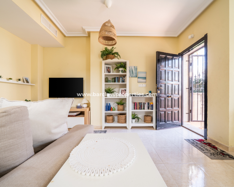 Resale - Parhus - Urb. La Marina