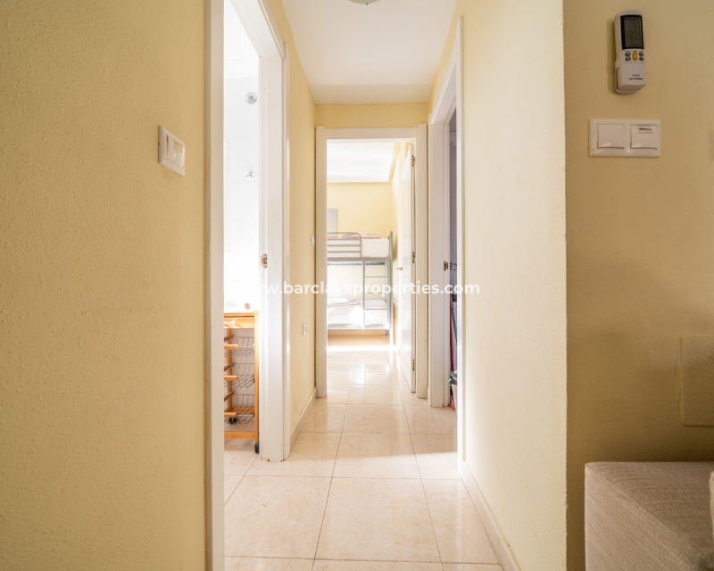 Resale - Parhus - Urb. La Marina