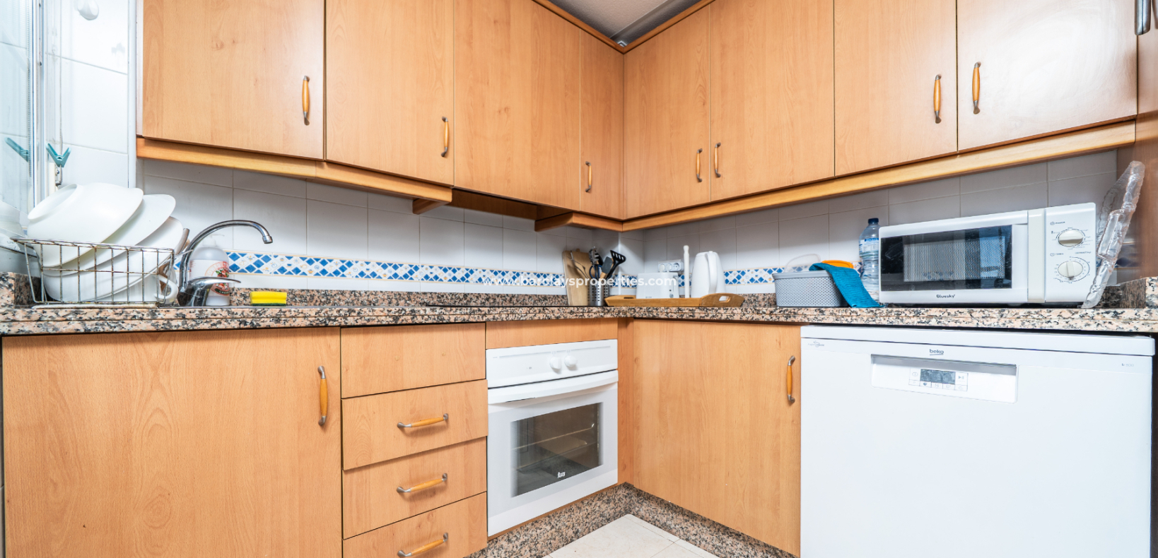 Resale - Parhus - Urb. La Marina