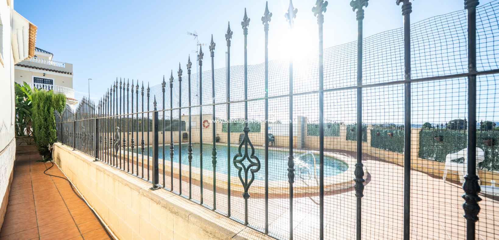 Resale - Parhus - Urb. La Marina