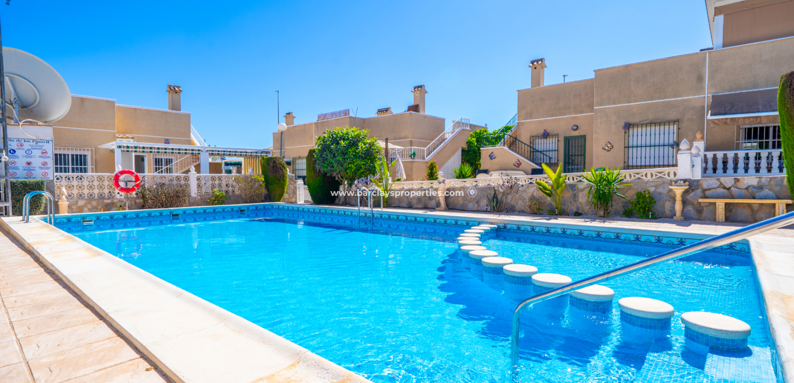 Resale - Parhus - Urb. La Marina