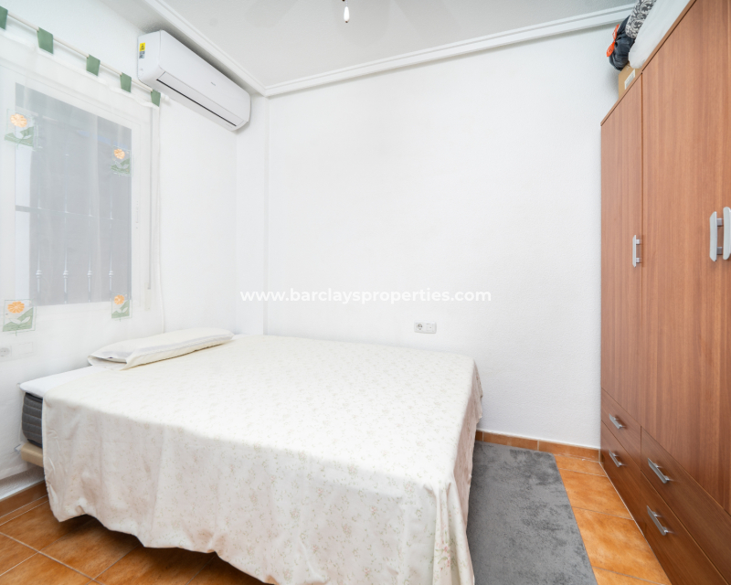 Resale - Parhus - Urb. La Marina