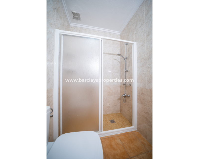 Resale - Parhus - Urb. La Marina
