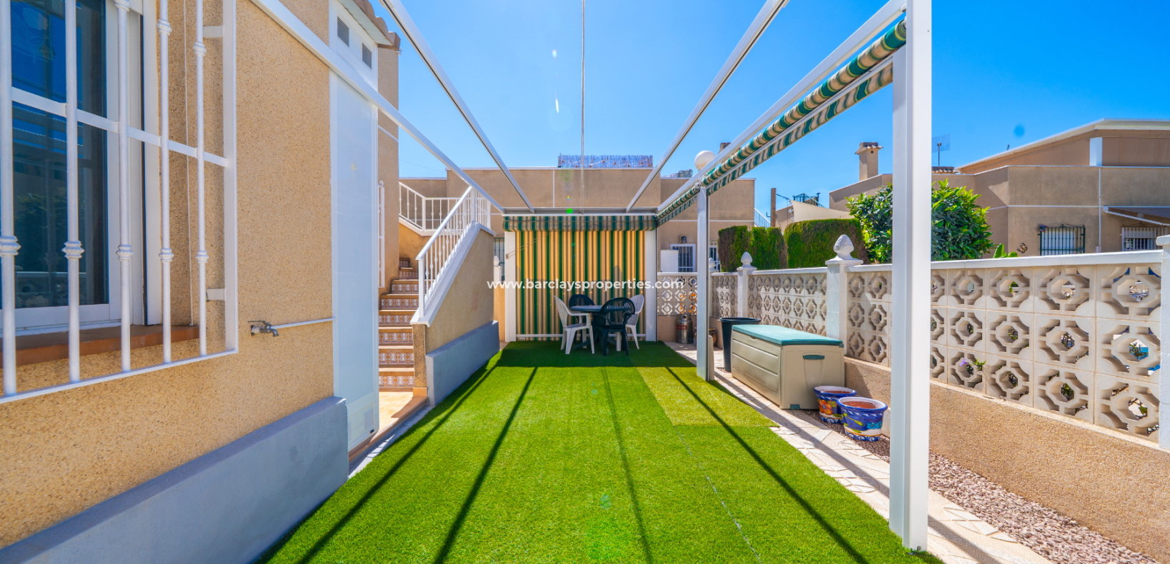 Resale - Parhus - Urb. La Marina