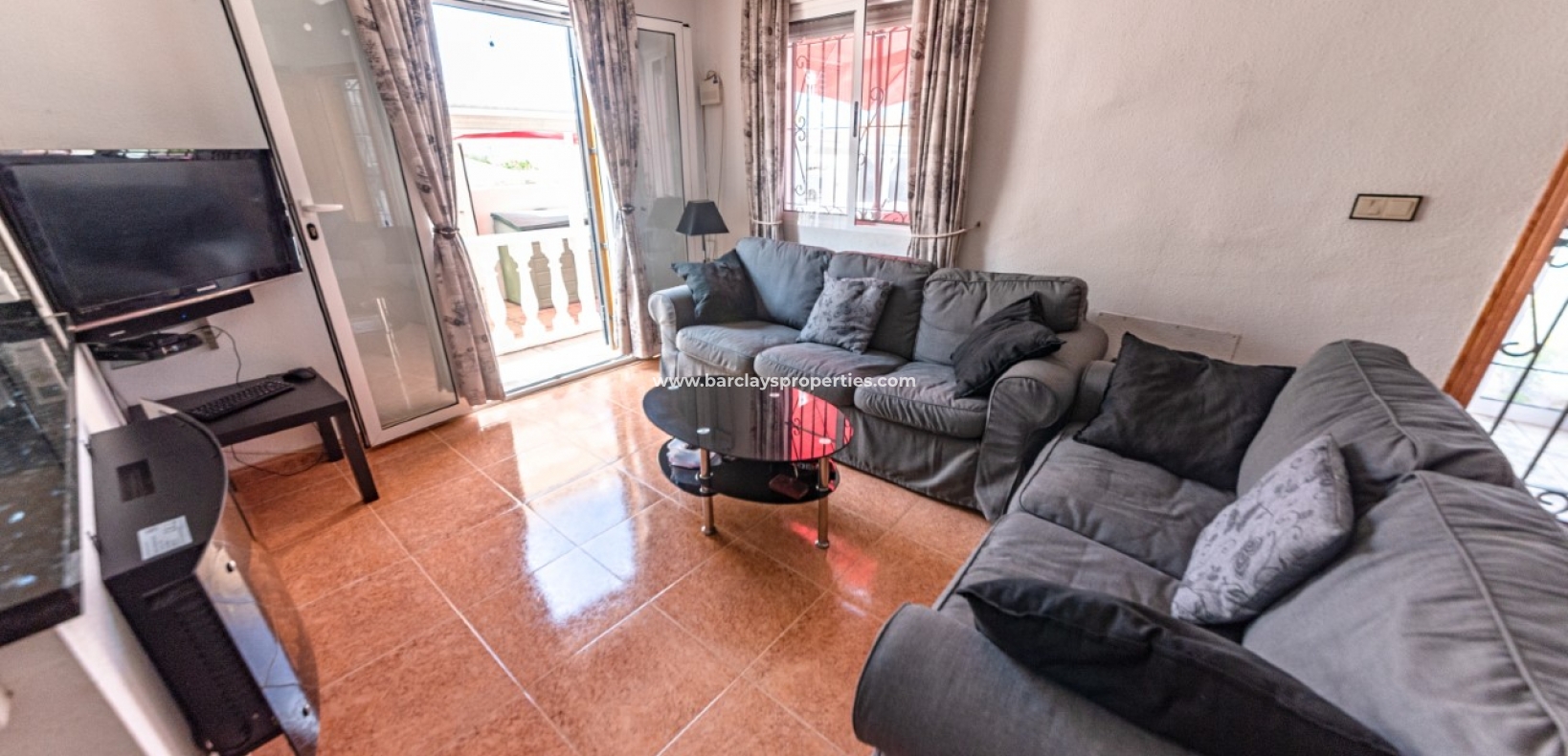 Resale - Quad - Urb. La Marina