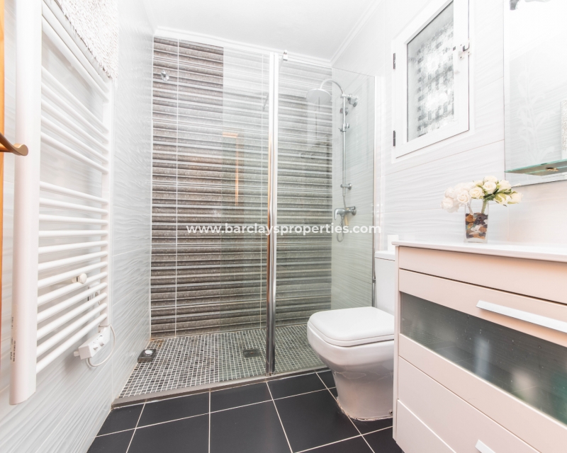 Resale - Quad - Urb. La Marina