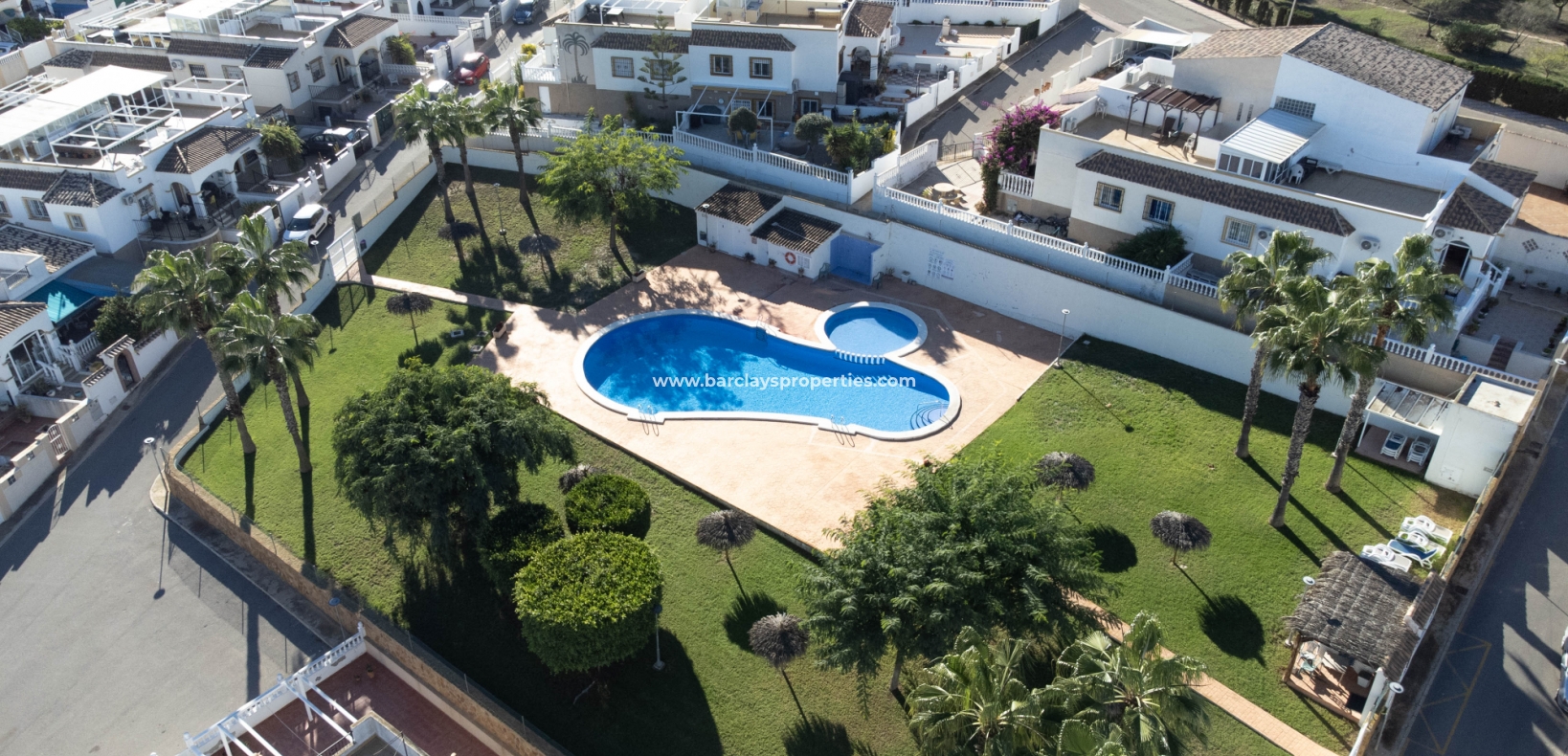 Resale - Quad - Urb. La Marina