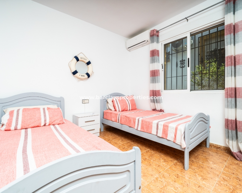 Resale - Quad - Urb. La Marina