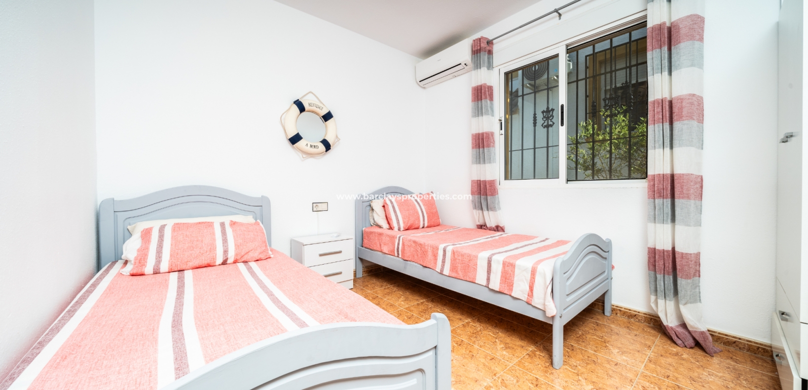 Resale - Quad - Urb. La Marina