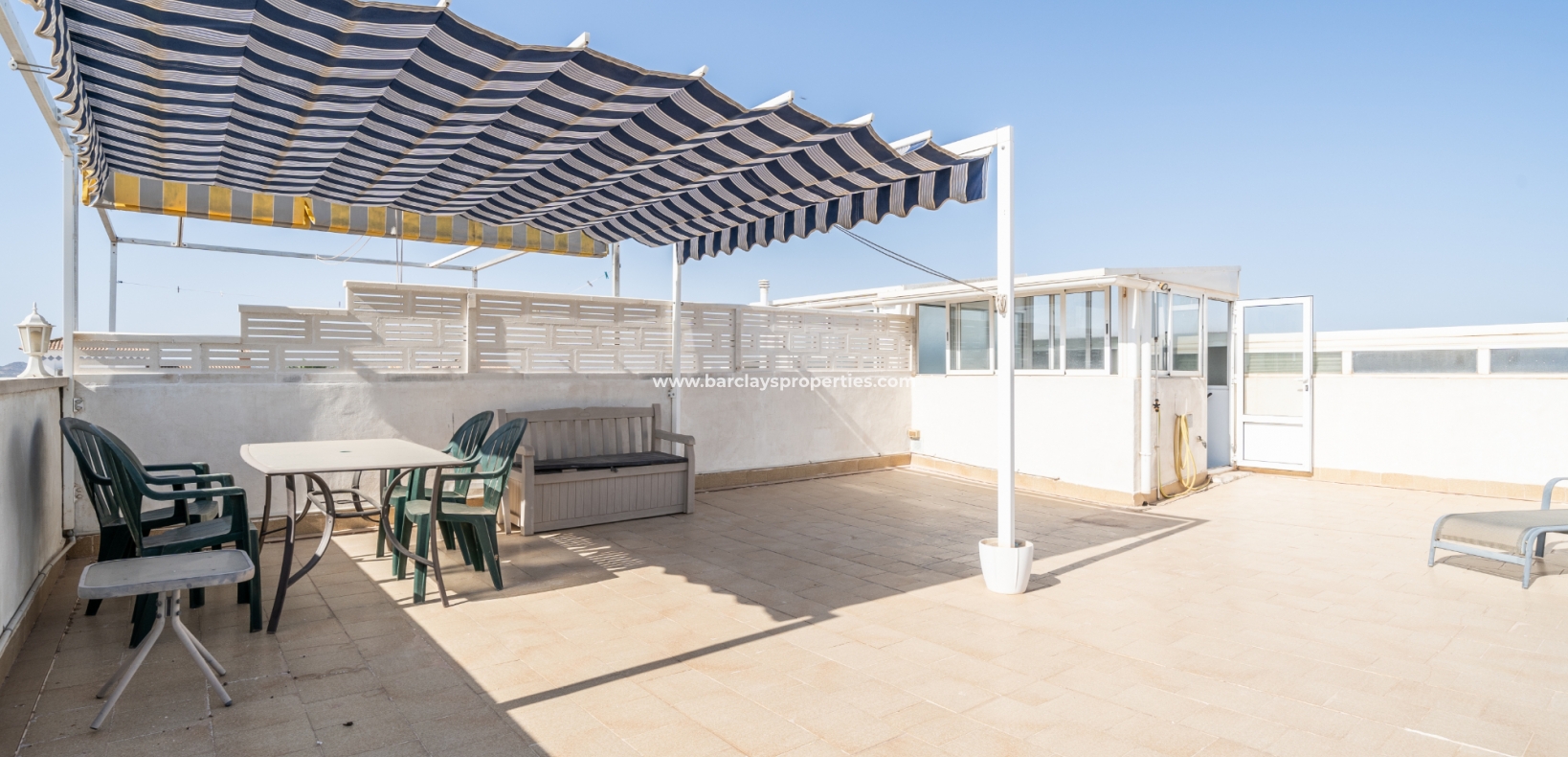 Resale - Quad - Urb. La Marina