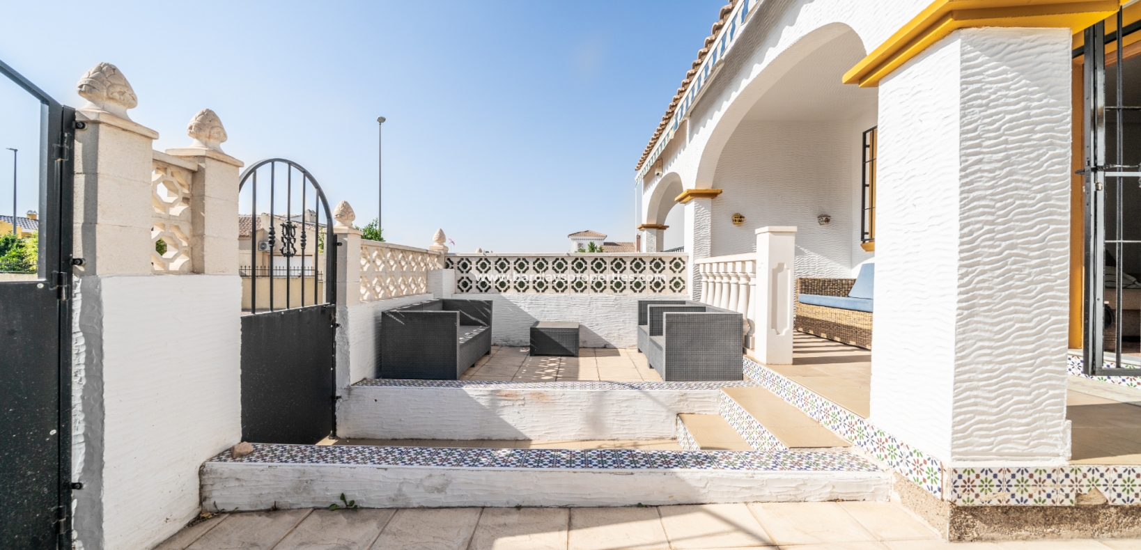 Resale - Quad - Urb. La Marina