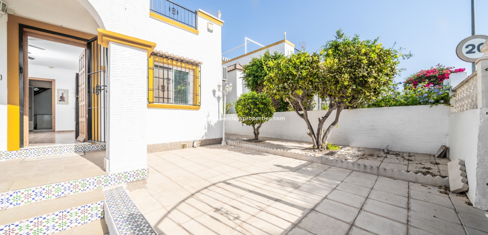 Resale - Quad - Urb. La Marina