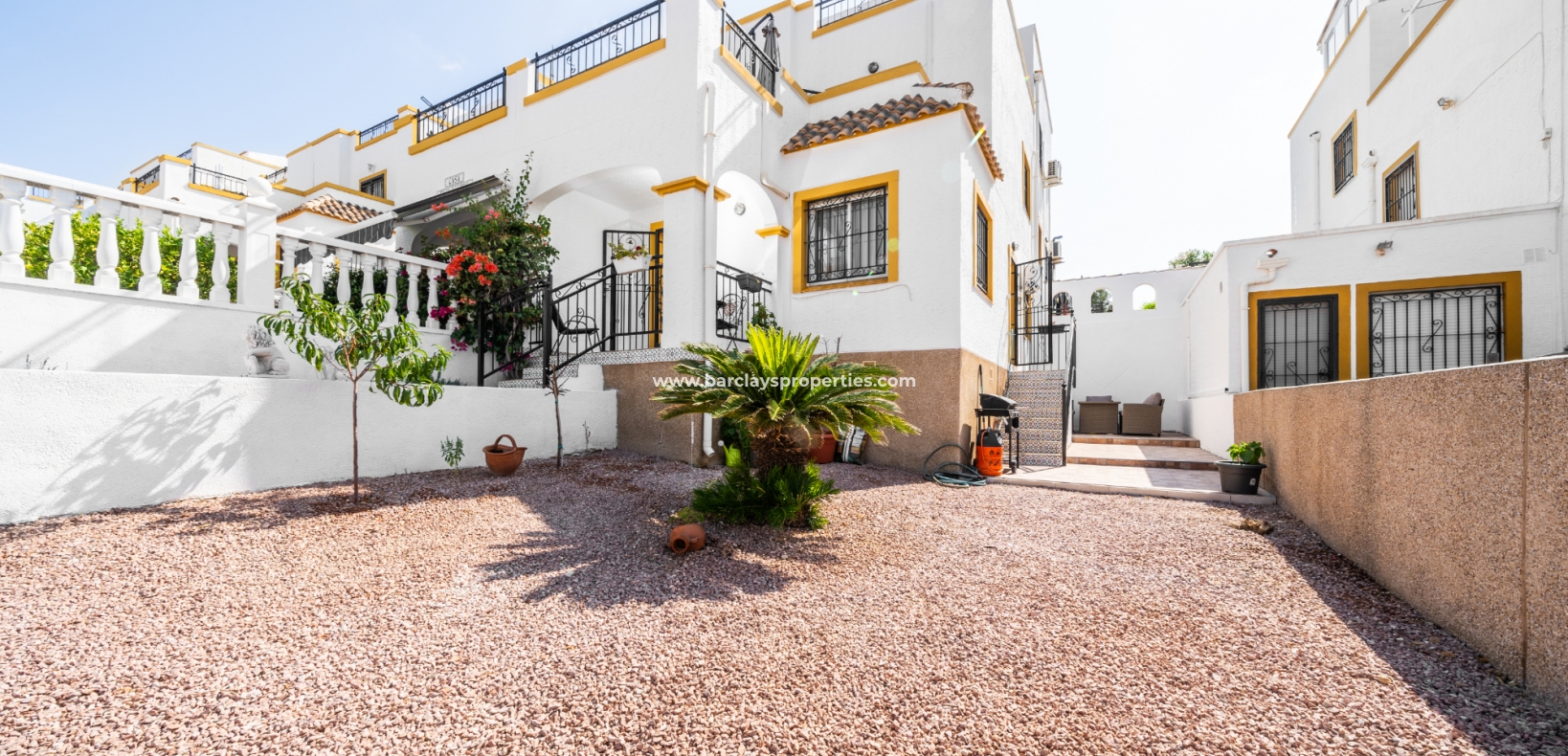 Resale - Quad - Urb. La Marina