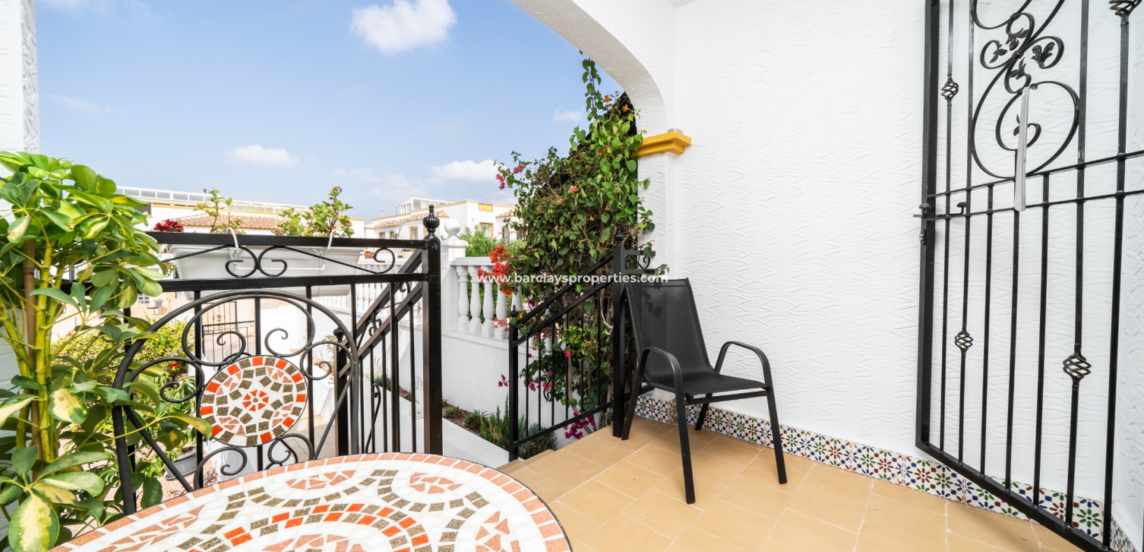 Resale - Quad - Urb. La Marina