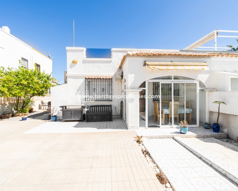 Resale - Quad - Urb. La Marina