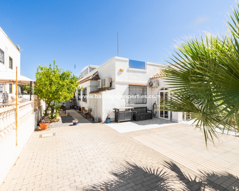 Resale - Quad - Urb. La Marina