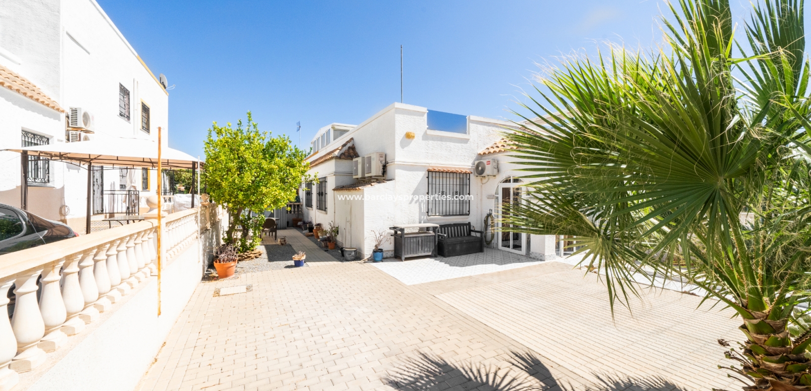 Resale - Quad - Urb. La Marina