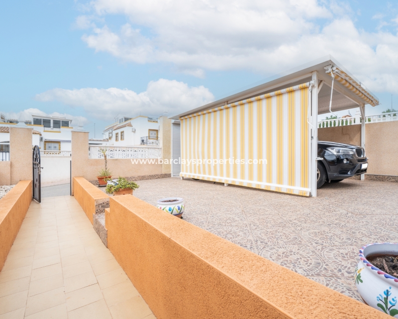 Resale - Quad - Urb. La Marina