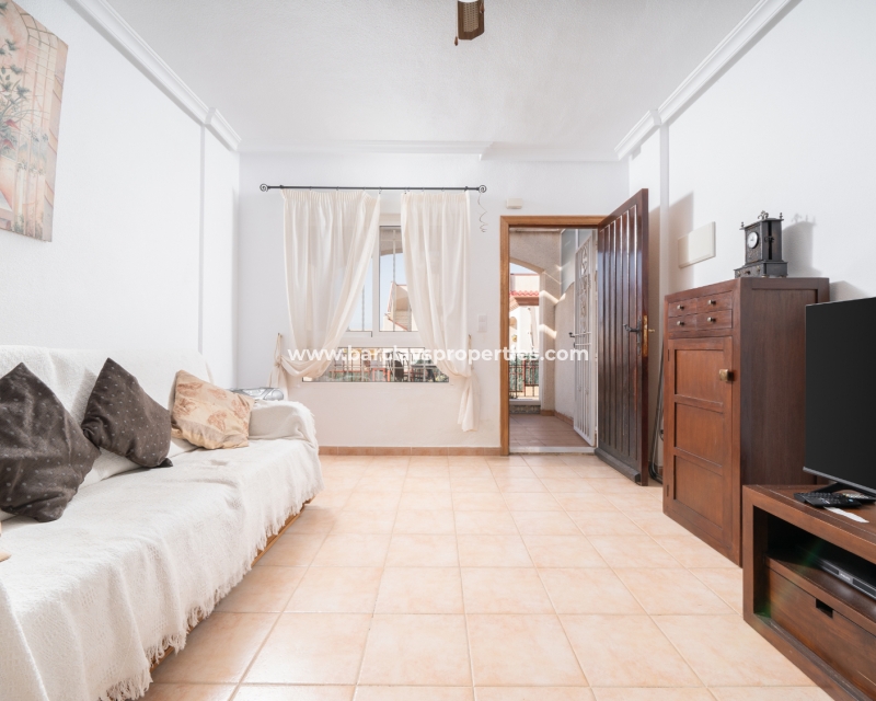 Resale - Quad - Urb. La Marina