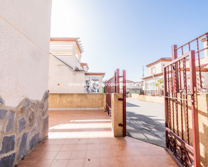 Resale - Quad - Urb. La Marina