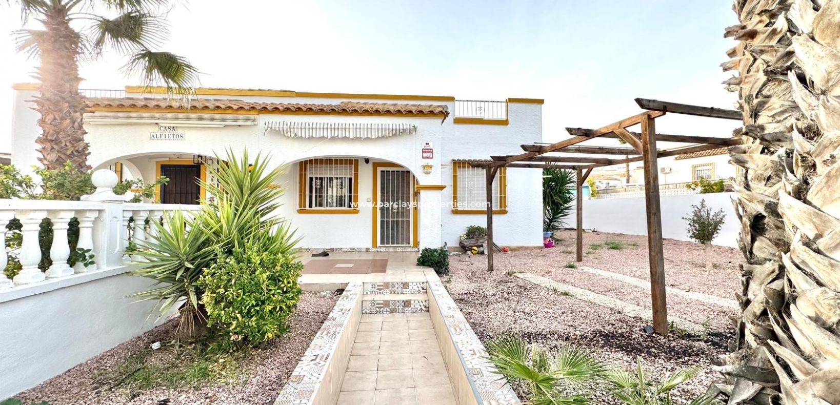 Resale - Quad - Urb. La Marina