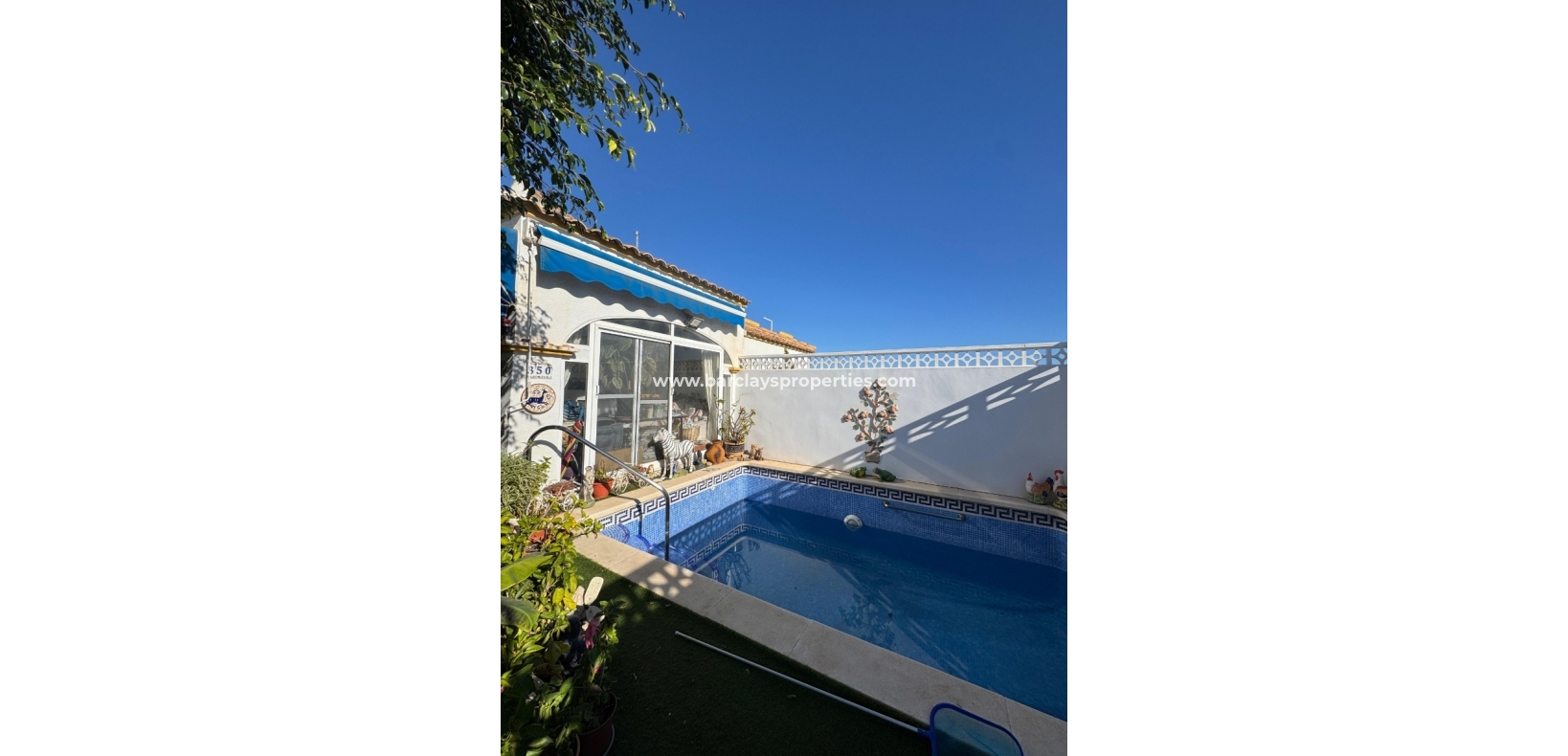 Resale - Quad - Urb. La Marina