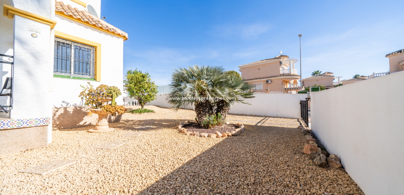 Resale - Quad - Urb. La Marina