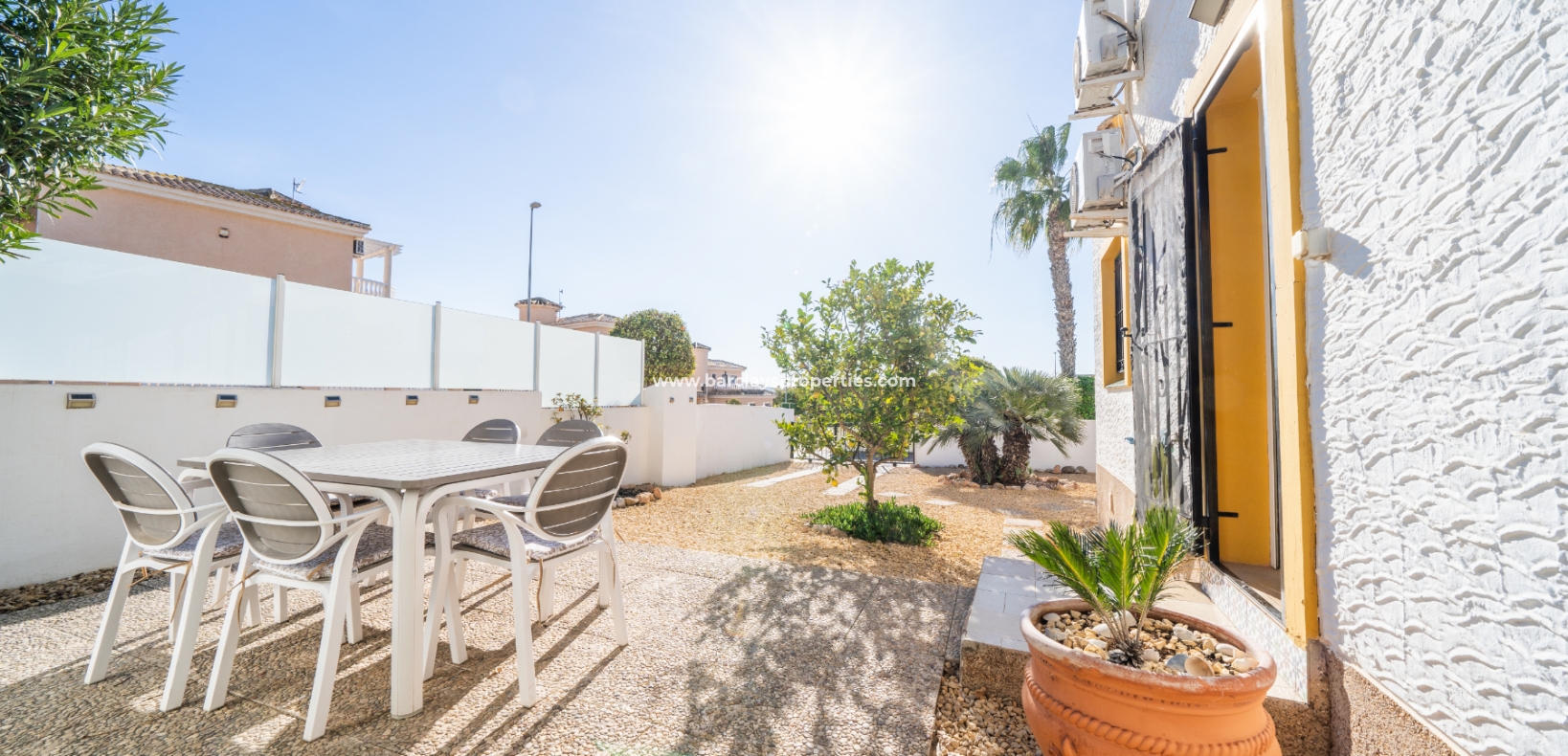 Resale - Quad - Urb. La Marina