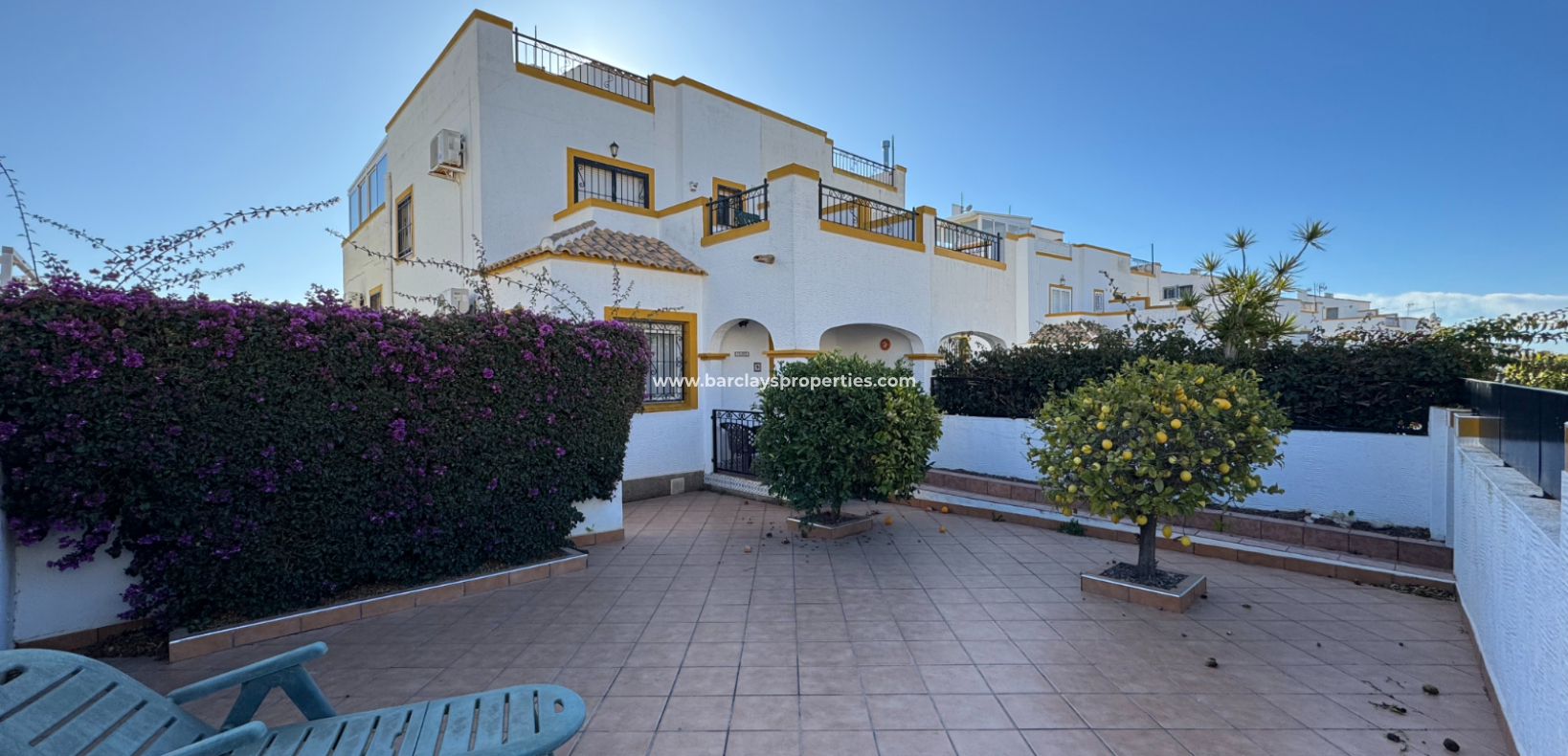 Resale - Quad - Urb. La Marina