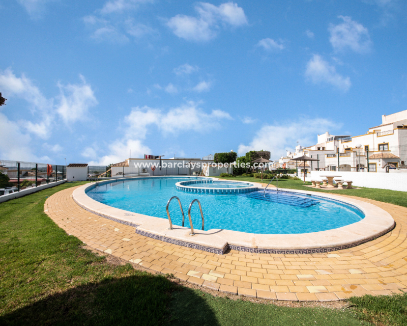 Resale - Quad - Urb. La Marina