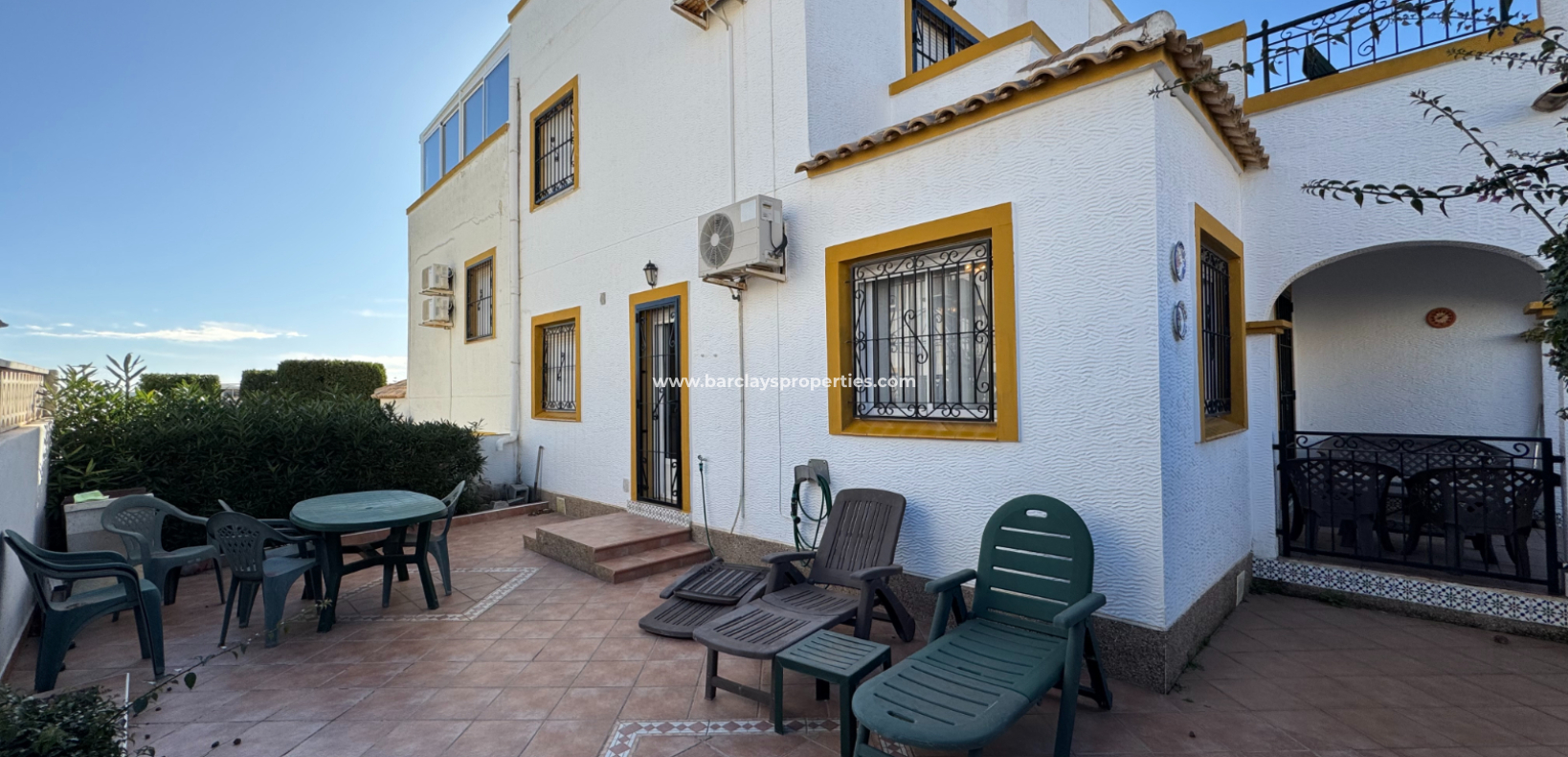 Resale - Quad - Urb. La Marina