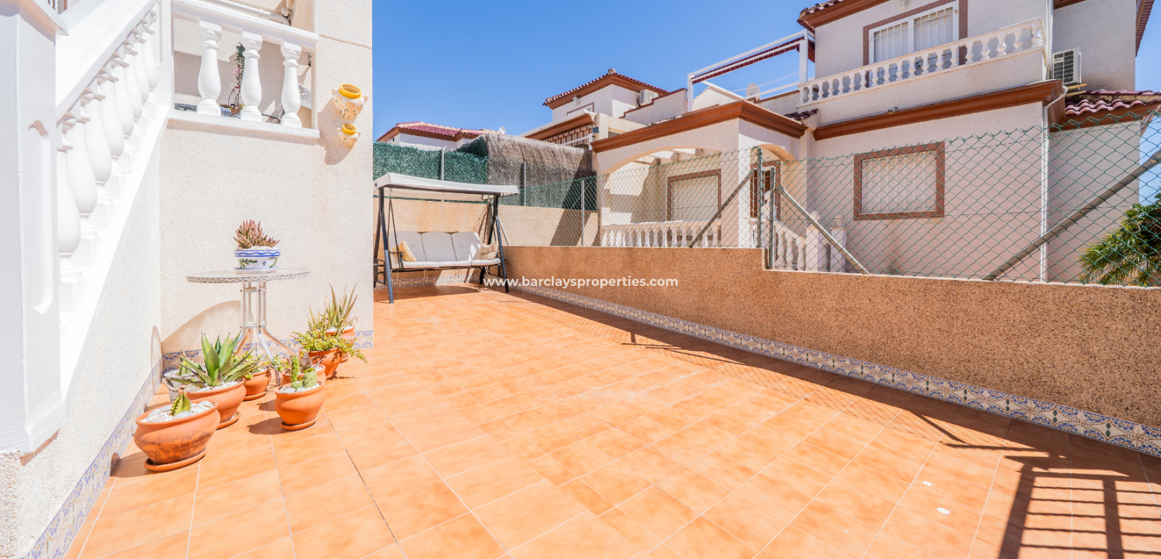 Resale - Quad - Urb. La Marina