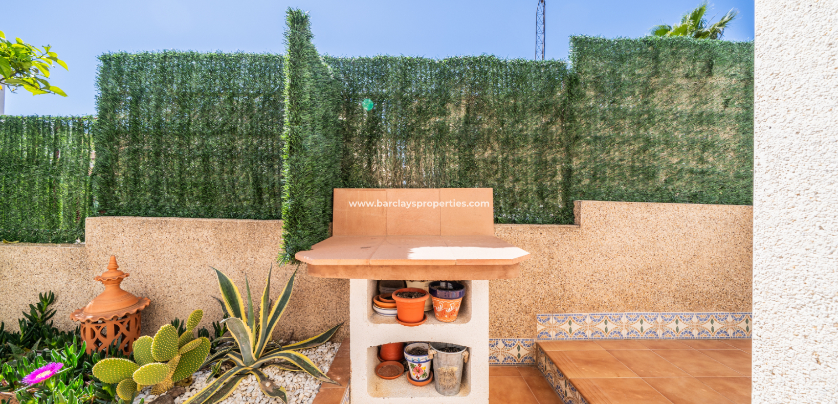 Resale - Quad - Urb. La Marina