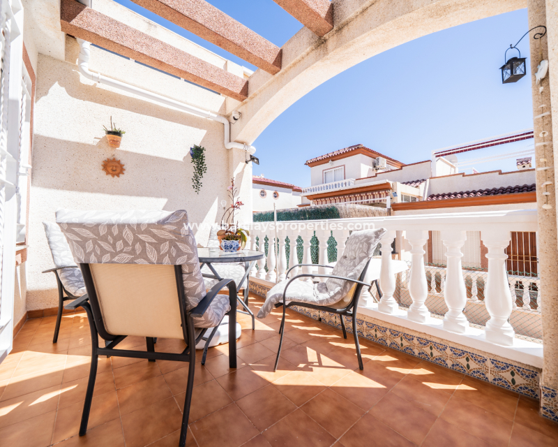 Resale - Quad - Urb. La Marina